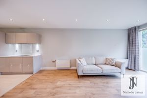 Photo 16- click for photo gallery